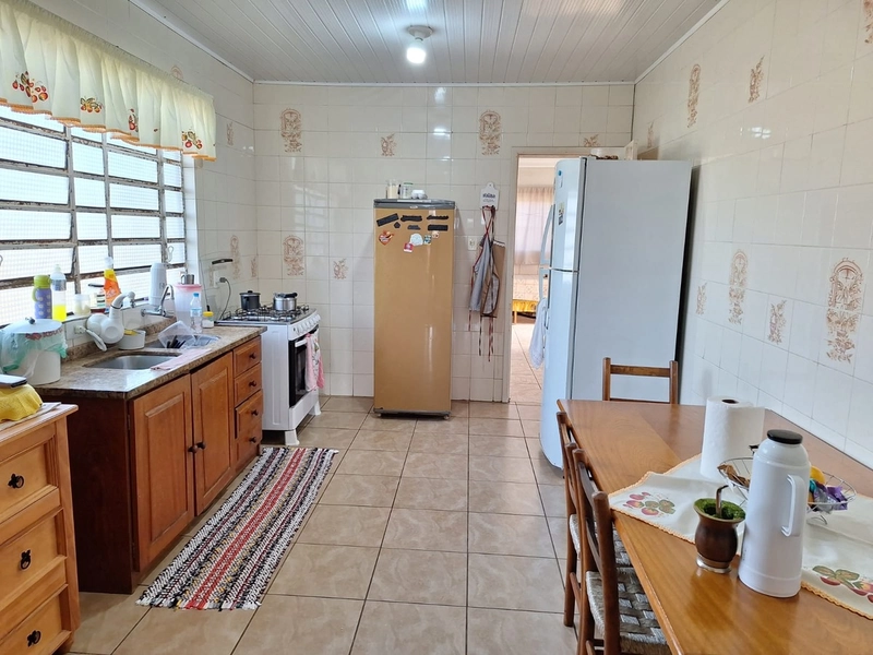 VOCÊ QUE BUSCA UMA CASA ESPAÇOSA... VENHA CONFERIR!: 2ª foto da galeria de imagens do imóvel