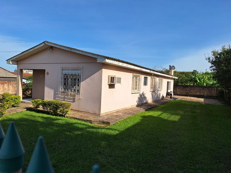 VOCÊ QUE BUSCA UMA CASA ESPAÇOSA... VENHA CONFERIR!: 1ª foto da galeria de imagens do imóvel