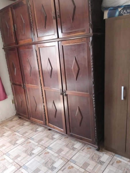 CASA AMPLA E BEM LOCALIZADA PRÓXIMA AO CENTRO...: 4ª foto da galeria de imagens do imóvel