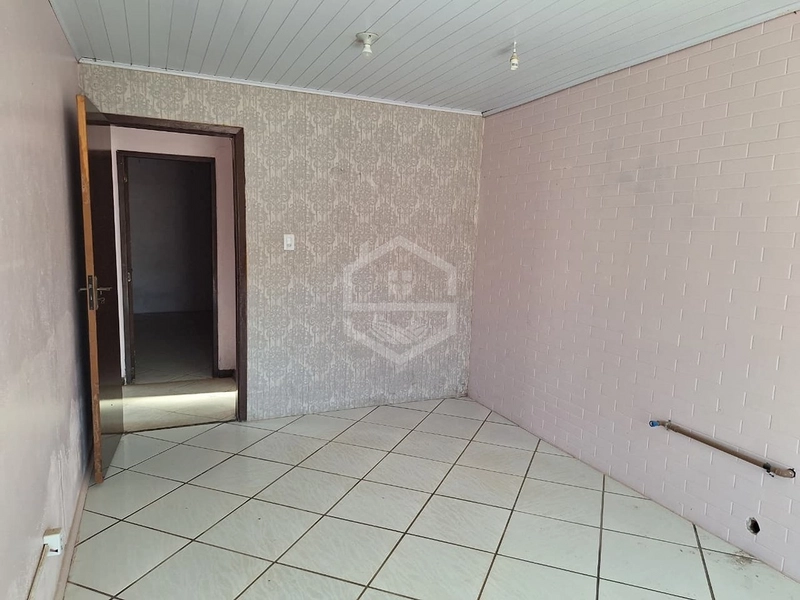 CASA NO FLORESTA - 3 DORMITÓRIOS: 5ª foto da galeria de imagens do imóvel