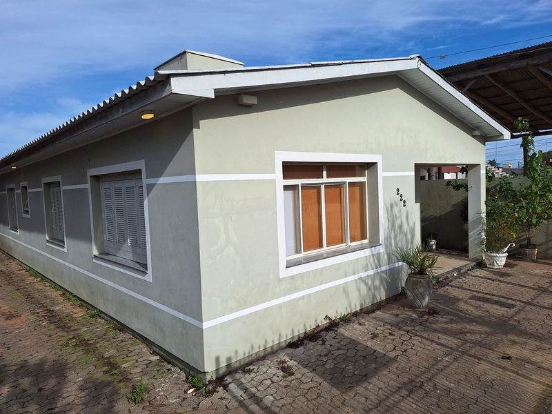 VOCÊ QUE BUSCA POR UM IMÓVEL ESPAÇOSO, VENHA CONFERIR.....: 1ª foto da galeria de imagens do imóvel