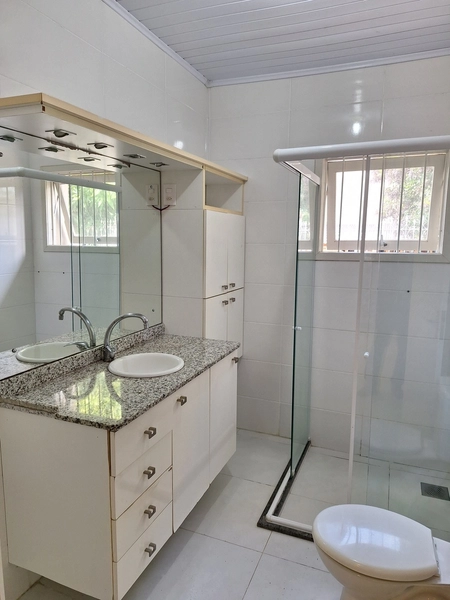 VOCÊ QUE BUSCA POR UM IMÓVEL ESPAÇOSO, VENHA CONFERIR.....: 7ª foto da galeria de imagens do imóvel