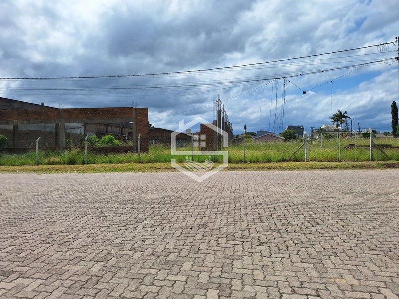 ÚNICO LOTE COM ESSAS DIMENSSÕES DISPONIVÉL EM ZONA NOBRE DA CIDADE!!!: 3ª foto da galeria de imagens do imóvel