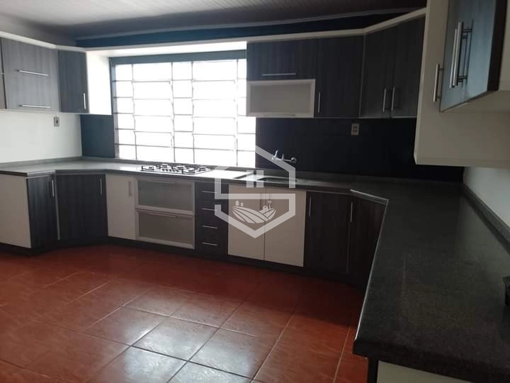 CASA COM 3 DORMITÓRIOS E ÁREA DE LAZER: 5ª foto da galeria de imagens do imóvel