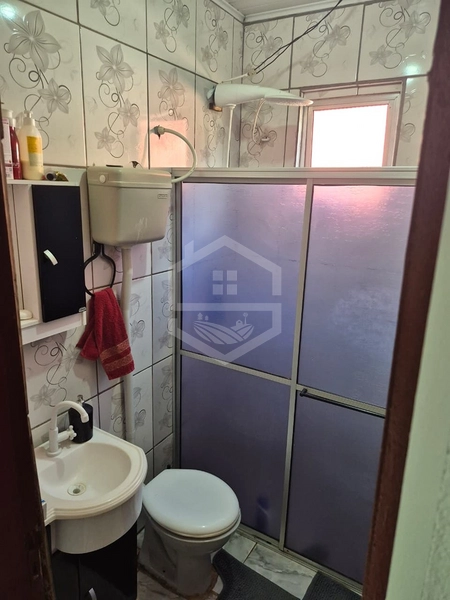 CASA COM PISCINA - FÁCIL ACESSO - PÁTIO: 5ª foto da galeria de imagens do imóvel