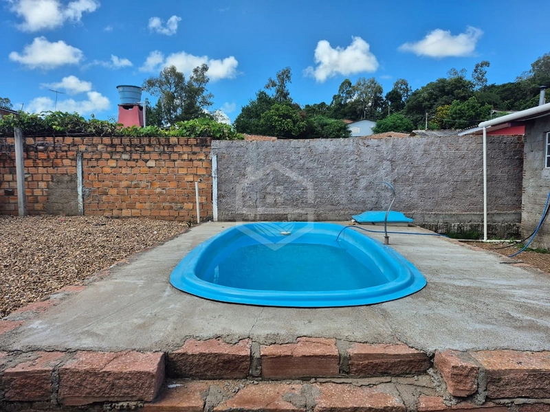 CASA COM PISCINA - FÁCIL ACESSO - PÁTIO: 7ª foto da galeria de imagens do imóvel