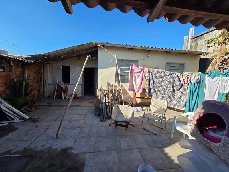CASA COM ANEXO - MARIA DA GRAÇA: 8ª foto da galeria de imagens do imóvel