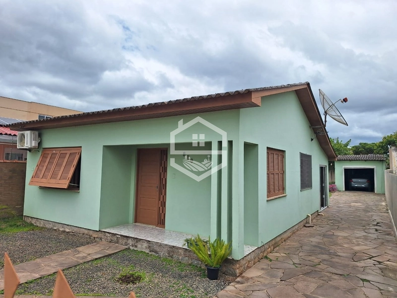 CASA 2 DORMITÓRIOS, BAIRRO OLARIA, BOA LOCALIZAÇÃO: 1ª foto da galeria de imagens do imóvel
