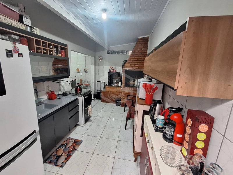 CASA NO BAIRRO MAIS PROCURADO DA CIDADE - OLARIA!: 2ª foto da galeria de imagens do imóvel