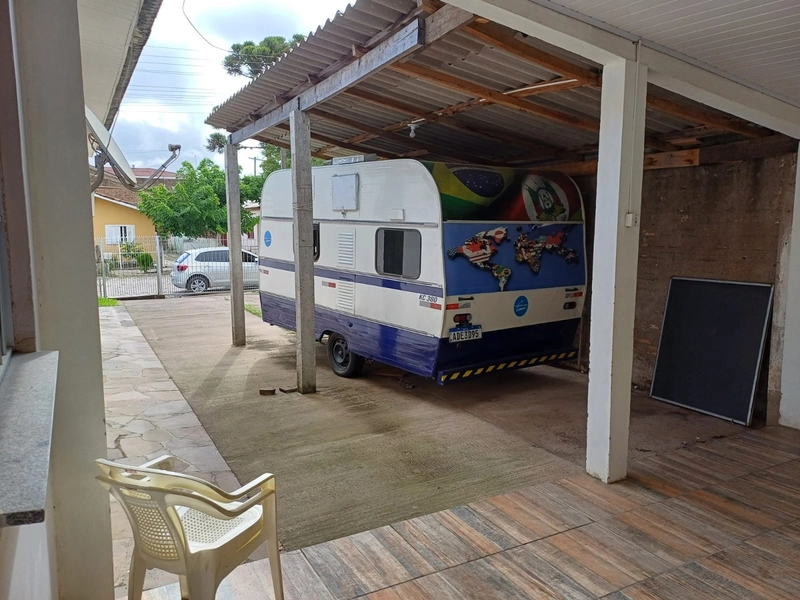 CASA TÉRREA, BOA LOCALIZAÇÃO, DE LAJE NO DONA TEREZA...: 11ª foto da galeria de imagens do imóvel