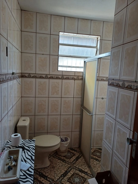 CASA TÉRREA, BOA LOCALIZAÇÃO, DE LAJE NO DONA TEREZA...: 9ª foto da galeria de imagens do imóvel