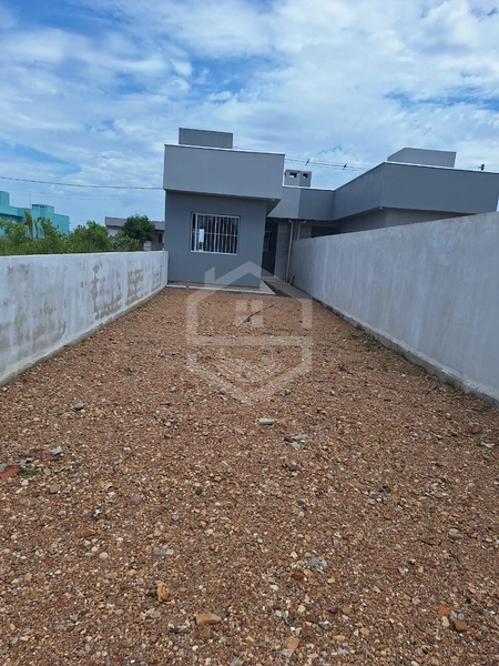 CASA NOVA PRONTA COM PÁTIO NA VIÉGAS!: 8ª foto da galeria de imagens do imóvel