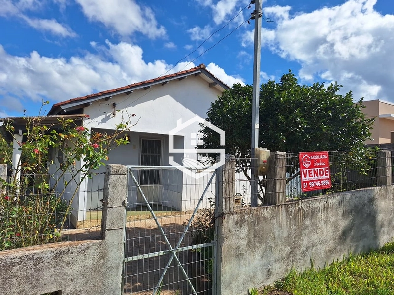 CASA 2 DORMITÓRIOS-BAIRRO OLIVEIRA- PERTO DE ESCOLAS: 1ª foto da galeria de imagens do imóvel
