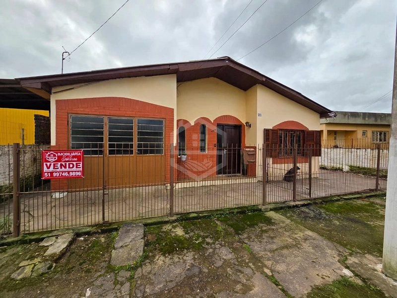CASA COM ANEXO NO CENTRO DA CIDADE - OPORTUNIDADE: 1ª foto da galeria de imagens do imóvel