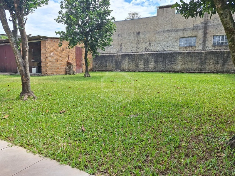 CASA COM PÁTIO NA JARDIM!: 10ª foto da galeria de imagens do imóvel