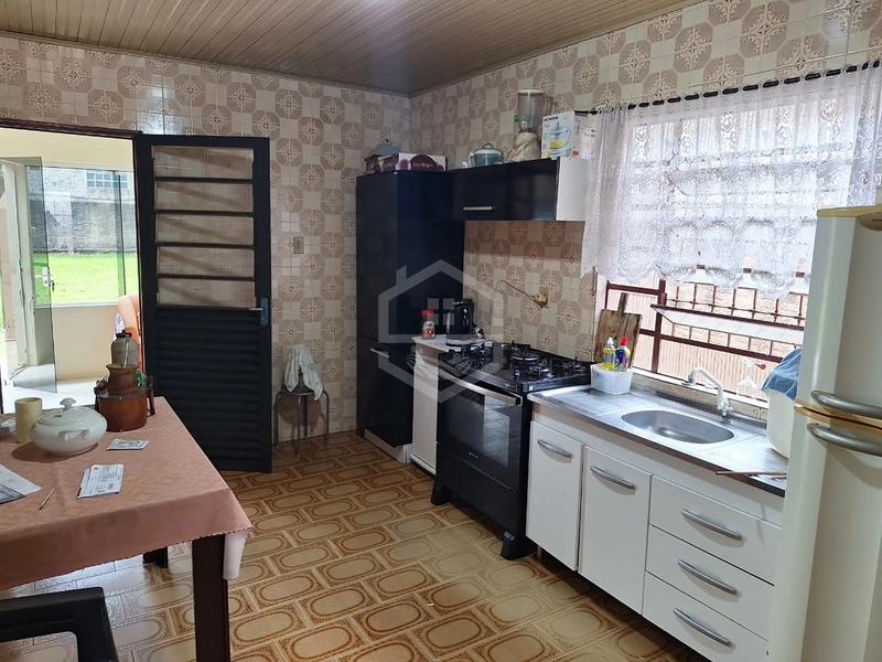 CASA COM PÁTIO NA JARDIM!: 3ª foto da galeria de imagens do imóvel