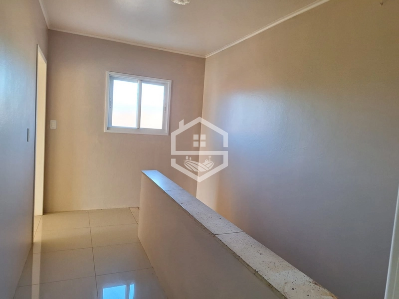 SOBRADO DE ESQUINA COM APTIDÃO COMERCIAL E APTO RESIDENCIAL!: 4ª foto da galeria de imagens do imóvel