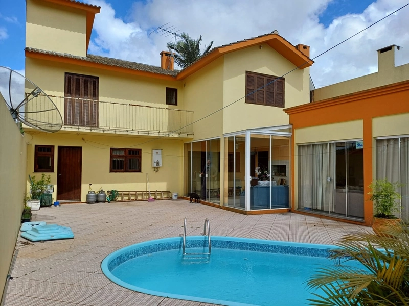 LINDA CASA NO BAIRRO MAIS PROCURADO DA CIDADE...: 1ª foto da galeria de imagens do imóvel