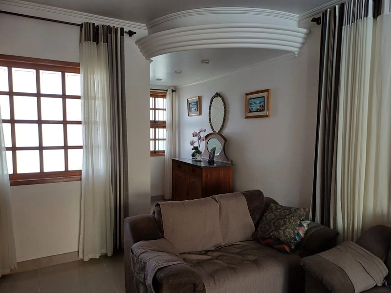 LINDA CASA NO BAIRRO MAIS PROCURADO DA CIDADE...: 9ª foto da galeria de imagens do imóvel