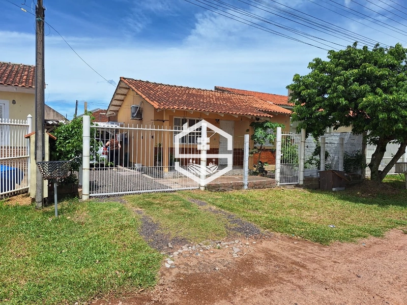 CASA NA LOCALIZAÇÃO MAIS PROCURADA DA CIDADE!: 1ª foto da galeria de imagens do imóvel