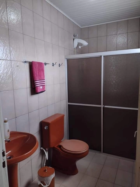 SOBRADO COM PISCINA PRÓXIMO AO CENTRO DA CIDADE.: 13ª foto da galeria de imagens do imóvel