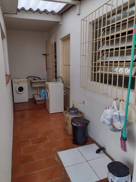 SOBRADO COM PISCINA PRÓXIMO AO CENTRO DA CIDADE.: 14ª foto da galeria de imagens do imóvel