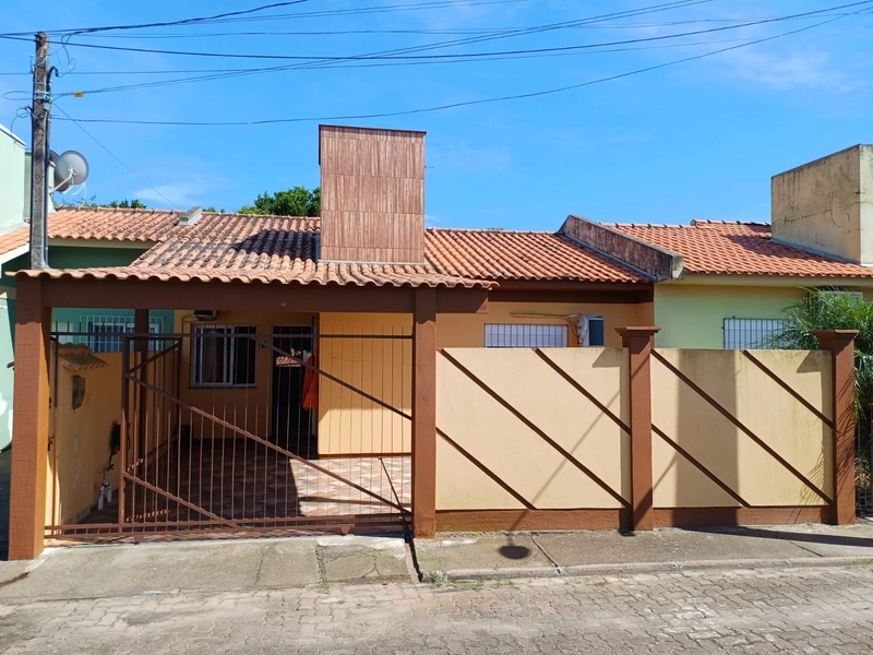 CASA EM CONDOMÍNIO PRÓXIMA AO CENTRO!!!: 1ª foto da galeria de imagens do imóvel