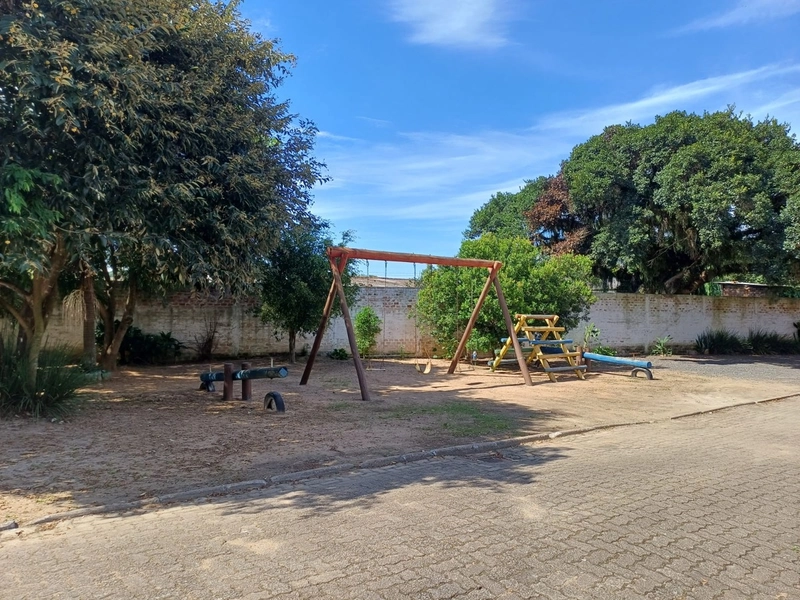 CASA EM CONDOMÍNIO PRÓXIMA AO CENTRO!!!: 13ª foto da galeria de imagens do imóvel