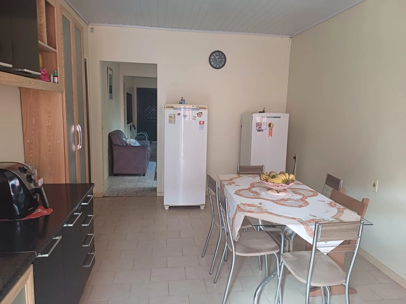 CASA 4 DORMITÓRIOS COM ÁREA GOURMET E PISCINA EM CAMAQUÃ.: 4ª foto da galeria de imagens do imóvel