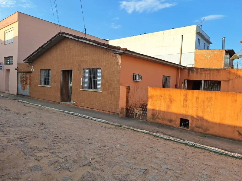 OPORTUNIDADE - IMÓVEL NO CENTRO DA CIDADE!: 1ª foto da galeria de imagens do imóvel