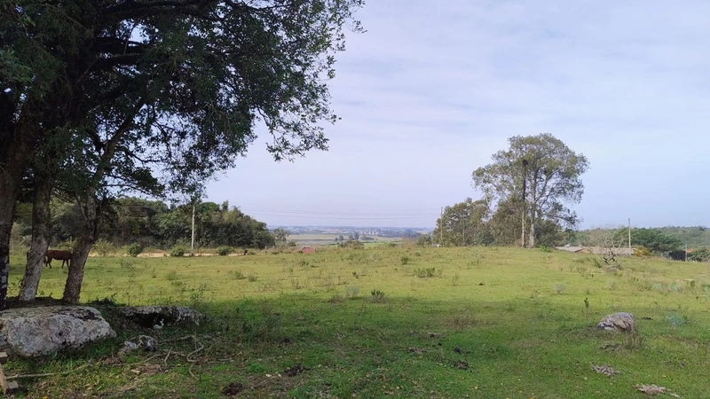 ÁREA PARA LAZER , DENTRO DA CIDADE.: 6ª foto da galeria de imagens do imóvel
