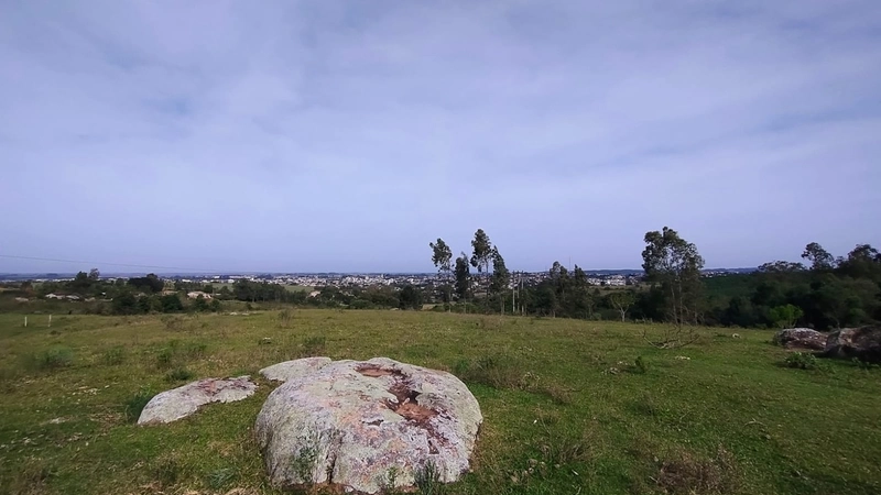 ÁREA PARA LAZER , DENTRO DA CIDADE.: 3ª foto da galeria de imagens do imóvel