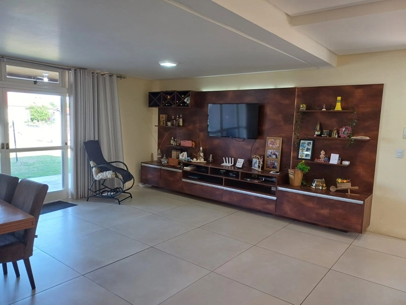 CASA ESTILO PRAIA EM CAMAQUÃ.: 4ª foto da galeria de imagens do imóvel