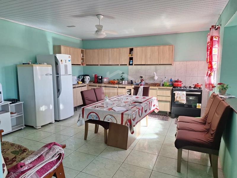 CASA 3 DORMITÓRIOS NA VIÉGAS.: 3ª foto da galeria de imagens do imóvel