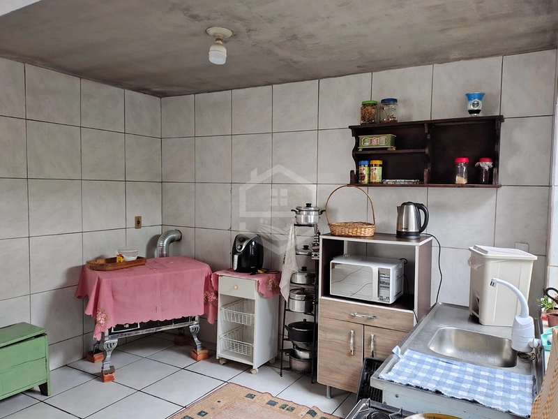 CASA COM PÁTIO E ANEXO EM ARAMBARÉ!: 8ª foto da galeria de imagens do imóvel