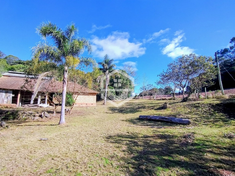 -5,7HA com Aptidão Agrossilvipastoril e Lazer -: 5ª foto da galeria de imagens do imóvel