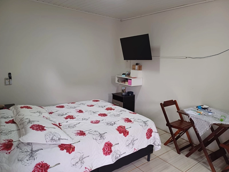 CASA BEM LOCALIZADA NO BAIRRO OLARIA...: 8ª foto da galeria de imagens do imóvel