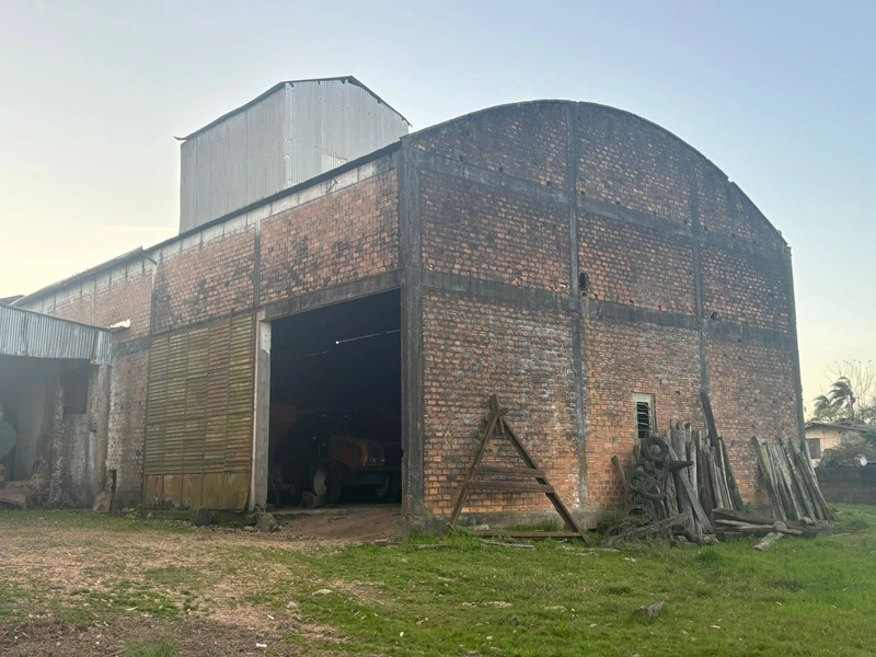 Fazenda interior de Cristal-RS: 1ª foto da galeria de imagens do imóvel