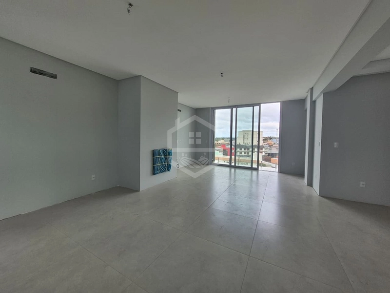 COBERTURA NOVA, CENTRAL E PRONTA PARA MORAR!: 3ª foto da galeria de imagens do imóvel