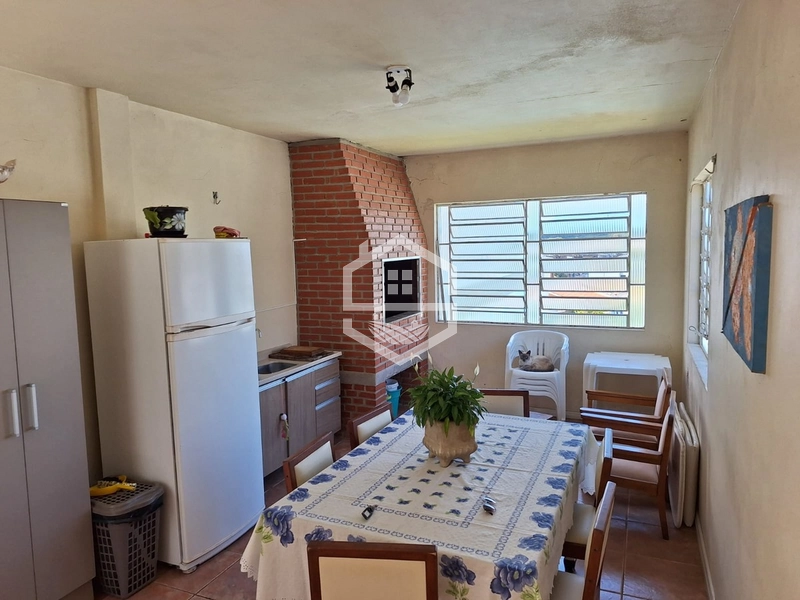 SOBRADO COM PISCINA NO CENTRO DA CIDADE...: 15ª foto da galeria de imagens do imóvel