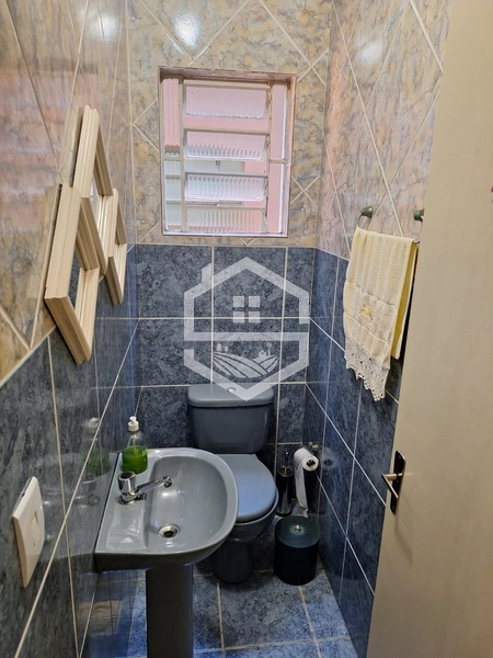 SOBRADO COM PISCINA NO CENTRO DA CIDADE...: 11ª foto da galeria de imagens do imóvel