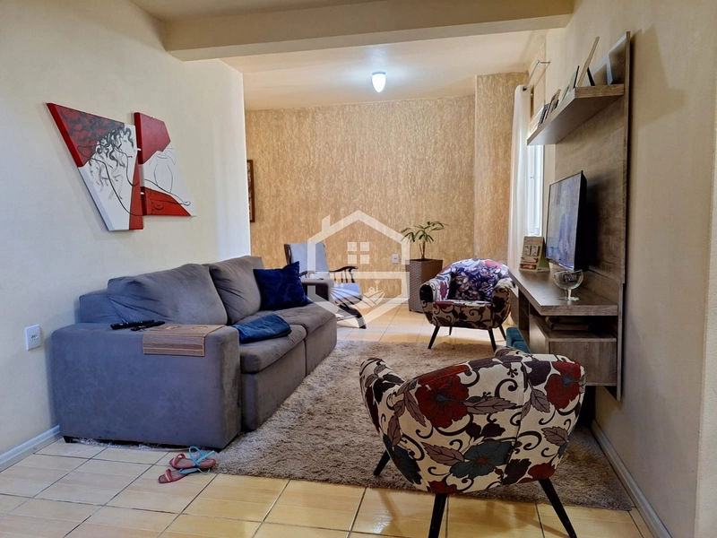 SOBRADO COM PISCINA NO CENTRO DA CIDADE...: 13ª foto da galeria de imagens do imóvel