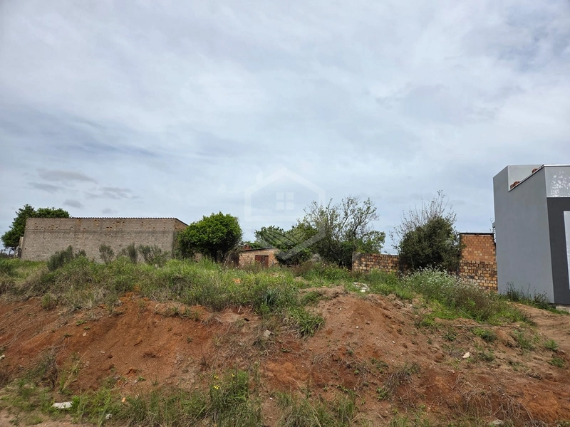 VEM CONSTRUIR SEU NOVO LAR AQUI!!!: 1ª foto da galeria de imagens do imóvel