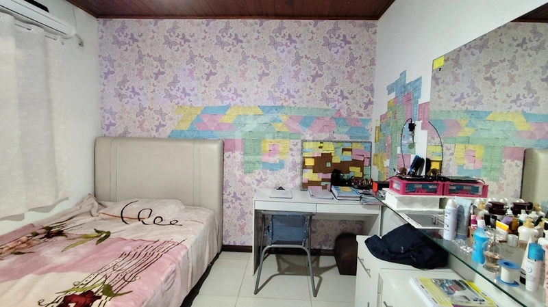 CASA COM PISCINA COM 4 DORMITÓRIOS E PÁTIO AMPLO.: 12ª foto da galeria de imagens do imóvel