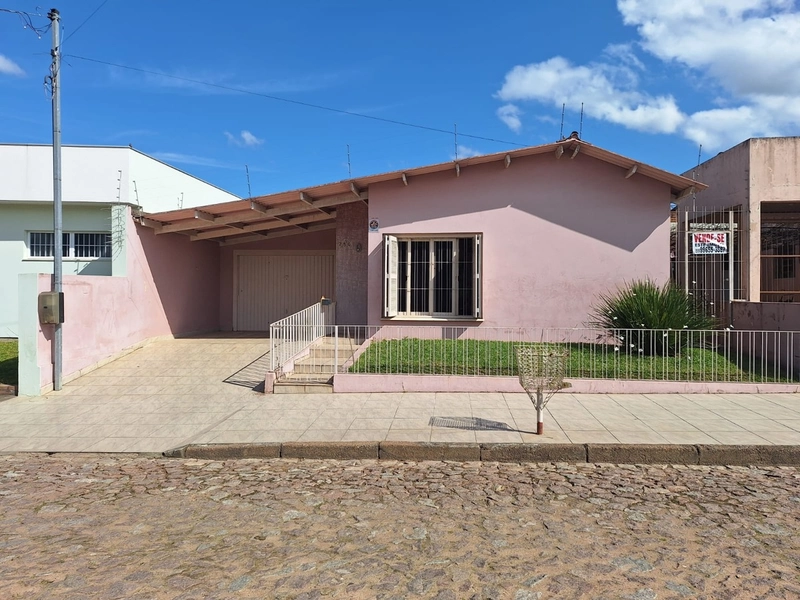 VOCÊ QUE BUSCA POR UM LAR ESPAÇOSO, VENHA CONFERIR ESSA OPORTUNIDADE!: 1ª foto da galeria de imagens do imóvel