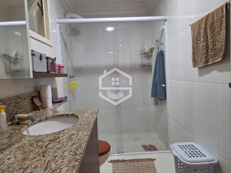 CASA DE ESQUINA NO BAIRRO SÃO JOSÉ: 5ª foto da galeria de imagens do imóvel