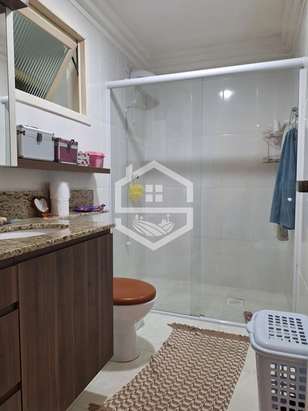 CASA DE ESQUINA NO BAIRRO SÃO JOSÉ: 8ª foto da galeria de imagens do imóvel