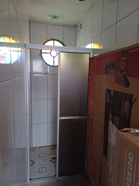 CASA BEM LOCALIZADA NO BAIRRO OLARIA...: 8ª foto da galeria de imagens do imóvel