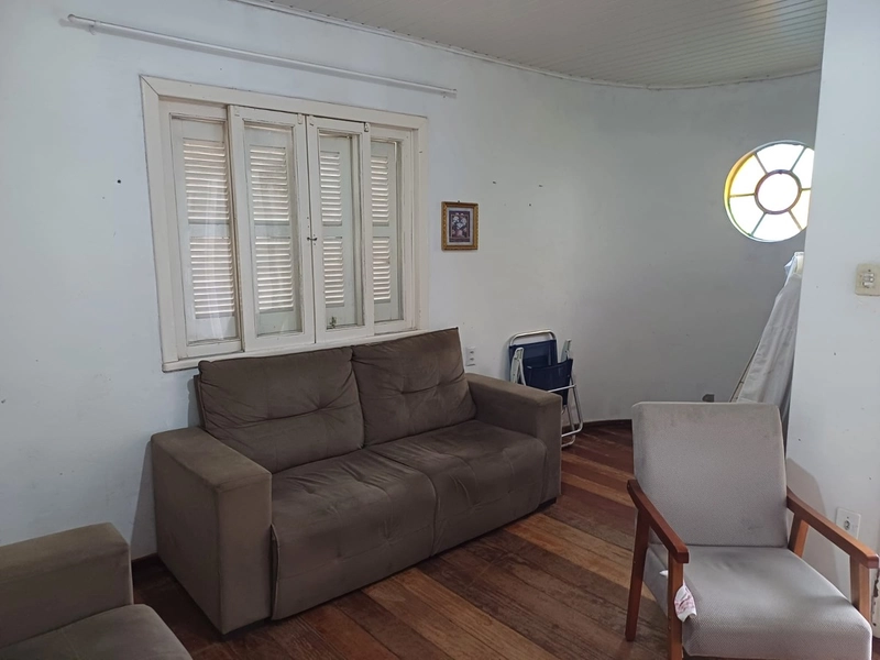 CASA BEM LOCALIZADA NO BAIRRO OLARIA...: 3ª foto da galeria de imagens do imóvel