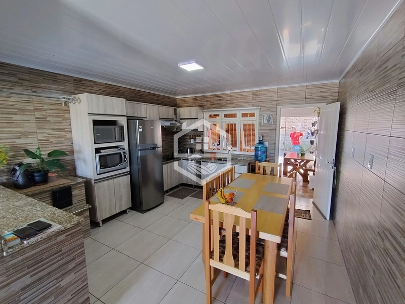 Sobrado em Chuvisca.: 1ª foto da galeria de imagens do imóvel